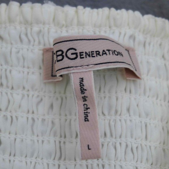 BCBGeneration Clip-Dot Knot-Front Crop Top Size Large White NWOT - 0155 - Picture 3 of 7